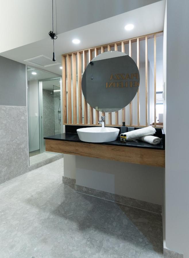 Jacuzzi Suite Piazza Dei Leoni 이라클리온 외부 사진